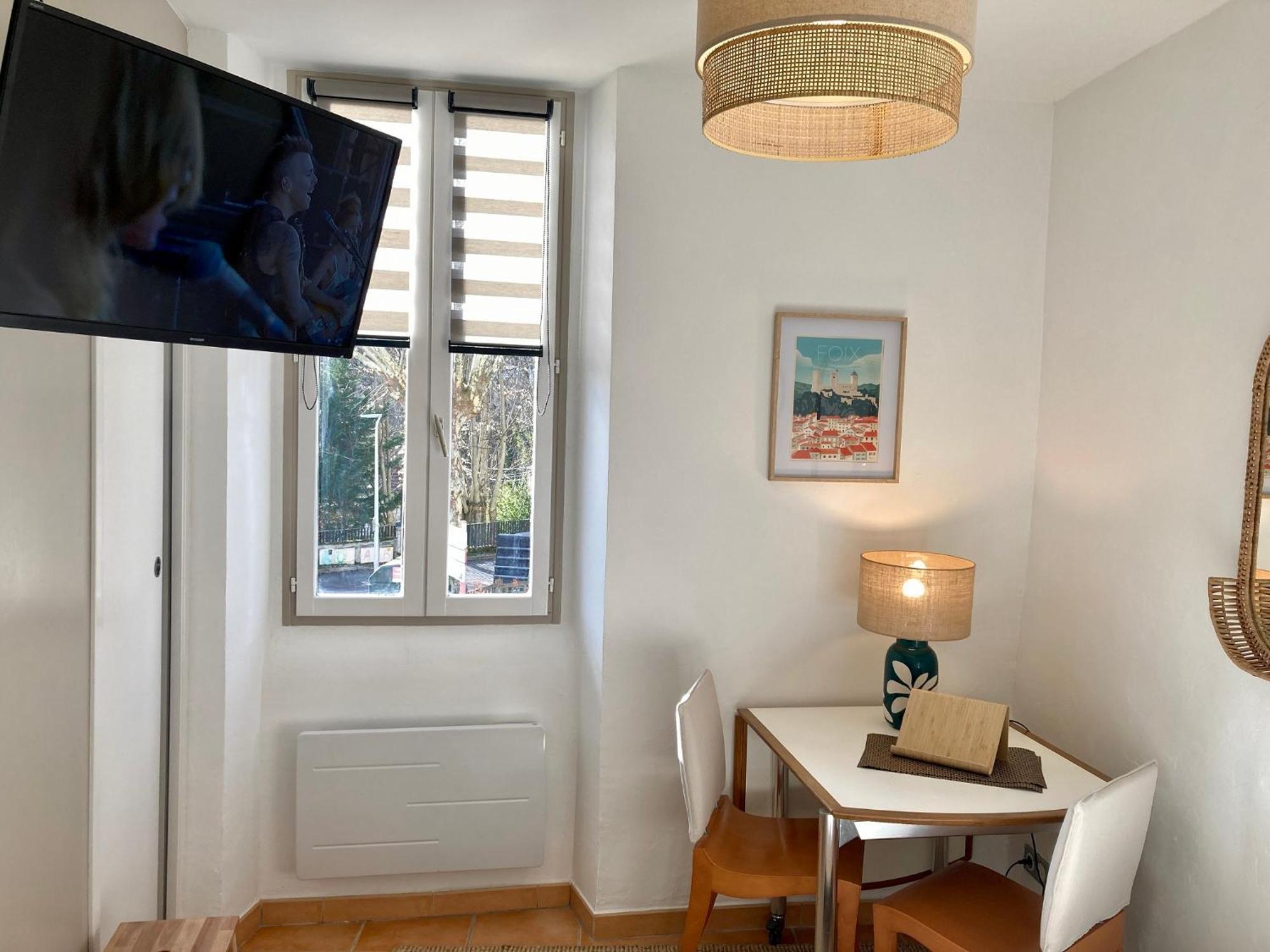 Aux 4 Logis Appart-Hotel - Studio Le Terra - Petit Dejeuner Inclus 1Ere Nuit Foix Exterior foto